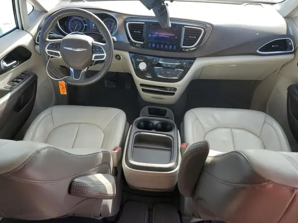 2C4RC1BG1HR520479 2017 CHRYSLER PACIFICA - Image 8
