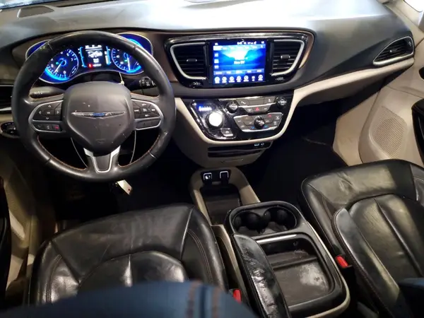 2C4RC1BG1HR521096 2017 CHRYSLER PACIFICA - Image 8