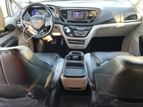 2C4RC1BG1HR523110 2017 CHRYSLER PACIFICA - Image 8