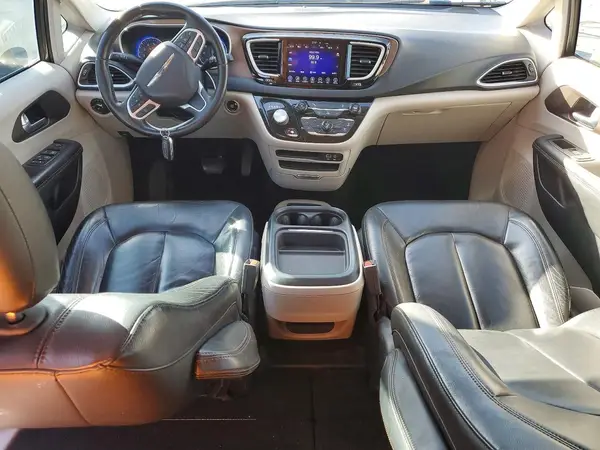 2C4RC1BG1HR526332 2017 CHRYSLER PACIFICA - Image 8