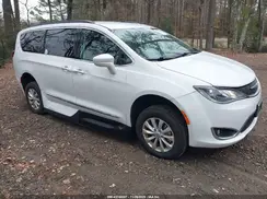 2C4RC1BG1HR526931 2017 CHRYSLER PACIFICA