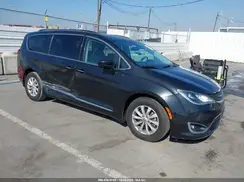 2C4RC1BG1HR530171 2017 CHRYSLER PACIFICA