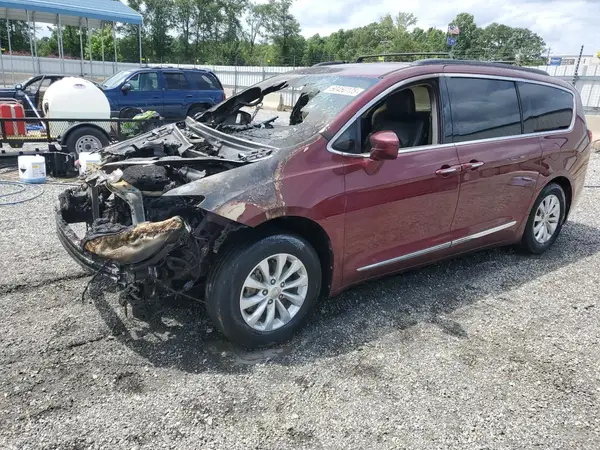 2C4RC1BG1HR530283 2017 CHRYSLER PACIFICA - Image 1