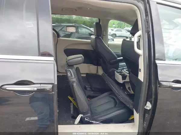 2C4RC1BG1HR532891 2017 CHRYSLER PACIFICA - Image 8