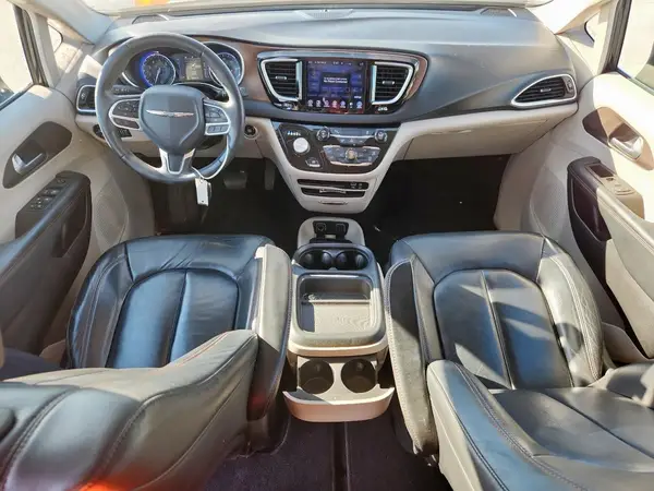 2C4RC1BG1HR538335 2017 CHRYSLER PACIFICA - Image 8