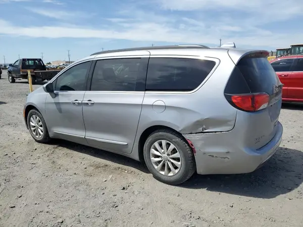 2C4RC1BG1HR540571 2017 CHRYSLER PACIFICA - Image 2
