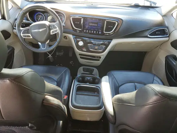 2C4RC1BG1HR542725 2017 CHRYSLER PACIFICA - Image 8