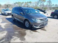 2C4RC1BG1HR543857 2017 CHRYSLER PACIFICA