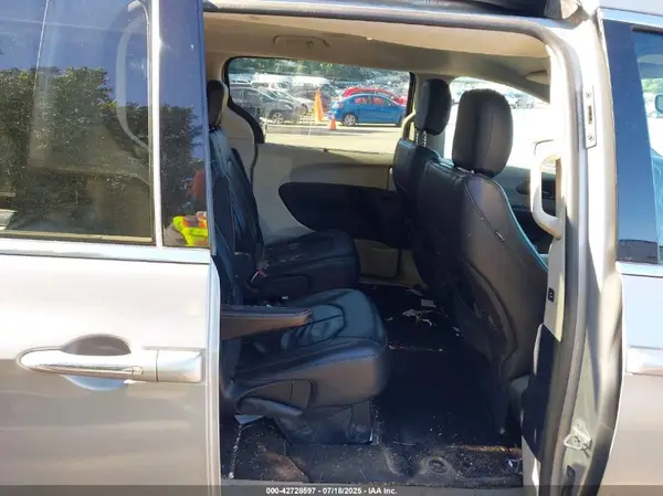 2C4RC1BG1HR543938 2017 CHRYSLER PACIFICA - Image 8