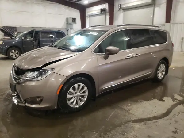 2C4RC1BG1HR553367 2017 CHRYSLER PACIFICA - Image 1