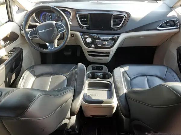 2C4RC1BG1HR565938 2017 CHRYSLER PACIFICA - Image 8