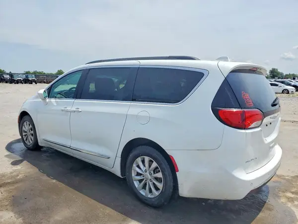 2C4RC1BG1HR569150 2017 CHRYSLER PACIFICA - Image 2