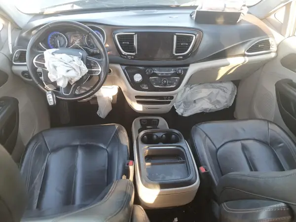 2C4RC1BG1HR569181 2017 CHRYSLER PACIFICA - Image 8