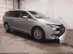 2C4RC1BG1HR569410 2017 CHRYSLER PACIFICA