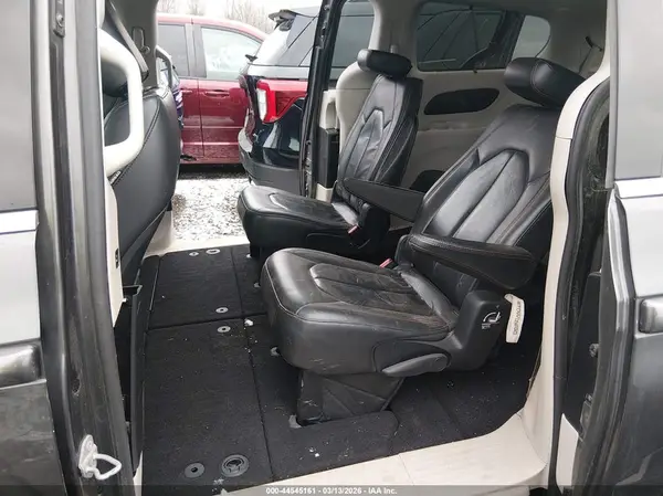 2C4RC1BG1HR571965 2017 CHRYSLER PACIFICA - Image 8