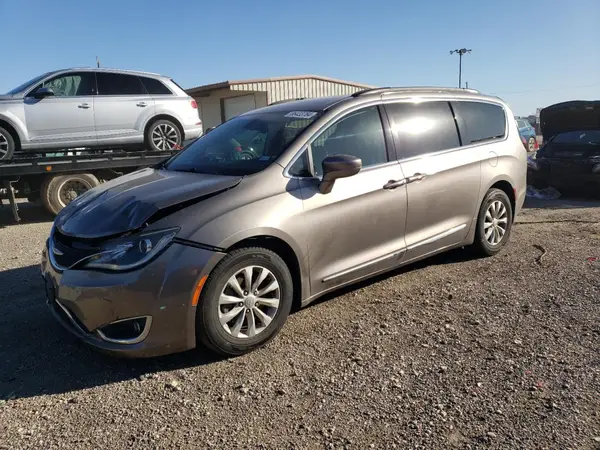 2C4RC1BG1HR575997 2017 CHRYSLER PACIFICA - Image 1