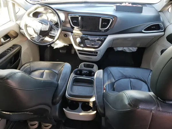 2C4RC1BG1HR575997 2017 CHRYSLER PACIFICA - Image 8