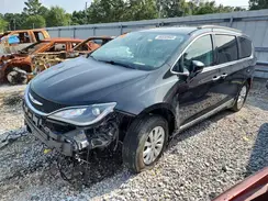 2C4RC1BG1HR576311 2017 CHRYSLER PACIFICA