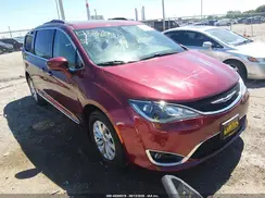 2C4RC1BG1HR576471 2017 CHRYSLER PACIFICA
