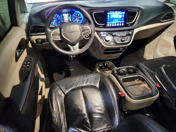 2C4RC1BG1HR576745 2017 CHRYSLER PACIFICA - Image 8