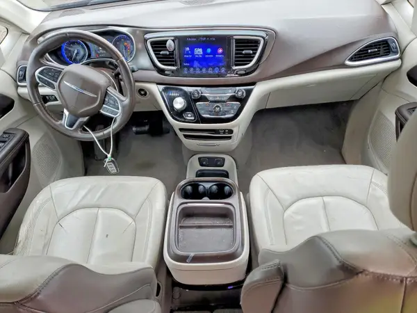 2C4RC1BG1HR583789 2017 CHRYSLER PACIFICA - Image 8