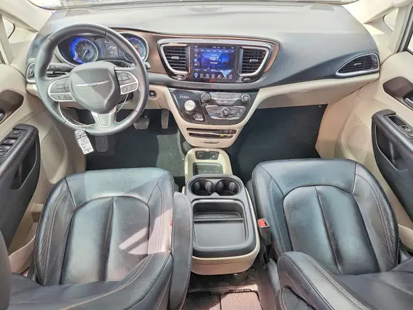 2C4RC1BG1HR588281 2017 CHRYSLER PACIFICA - Image 8