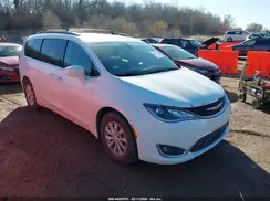 2C4RC1BG1HR591083 2017 CHRYSLER PACIFICA