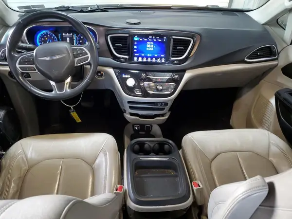2C4RC1BG1HR607864 2017 CHRYSLER PACIFICA - Image 8