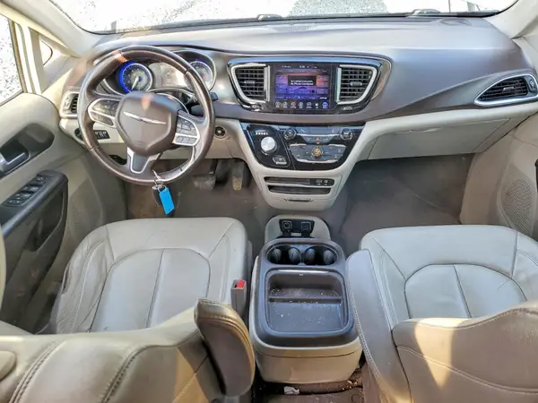 2C4RC1BG1HR608237 2017 CHRYSLER PACIFICA - Image 8