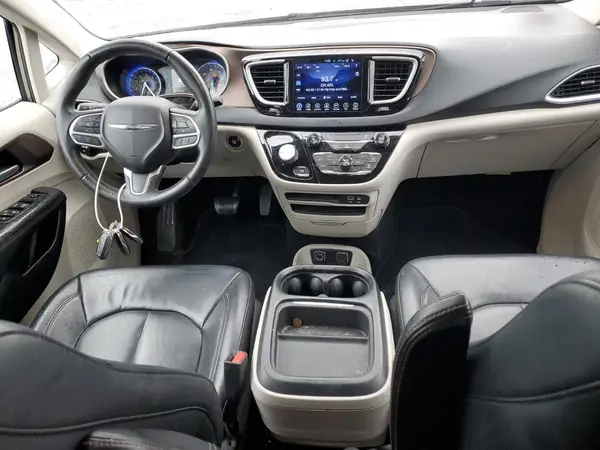 2C4RC1BG1HR610392 2017 CHRYSLER PACIFICA - Image 8