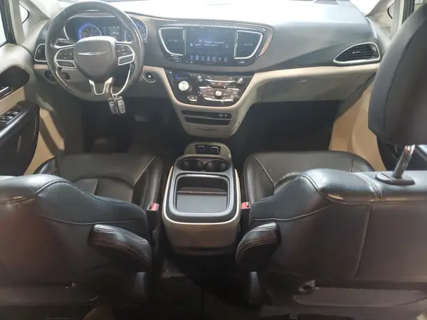 2C4RC1BG1HR610800 2017 CHRYSLER PACIFICA - Image 8