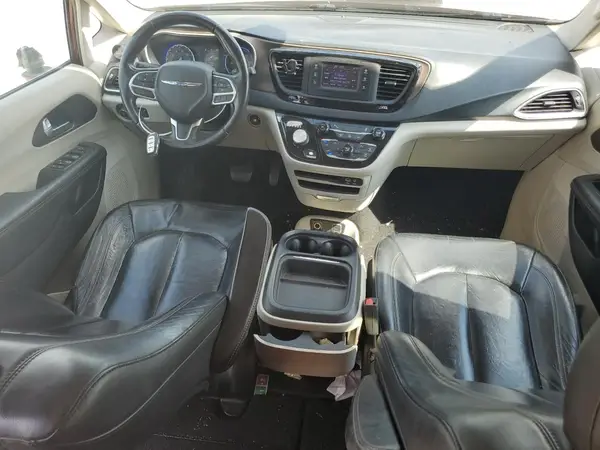 2C4RC1BG1HR613163 2017 CHRYSLER PACIFICA - Image 8