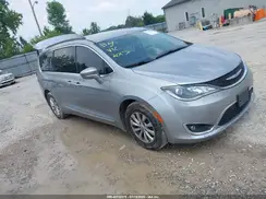 2C4RC1BG1HR613499 2017 CHRYSLER PACIFICA