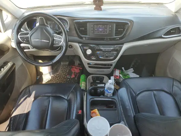 2C4RC1BG1HR621098 2017 CHRYSLER PACIFICA - Image 8