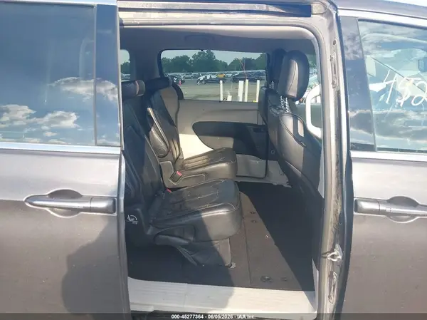 2C4RC1BG1HR661519 2017 CHRYSLER PACIFICA - Image 8