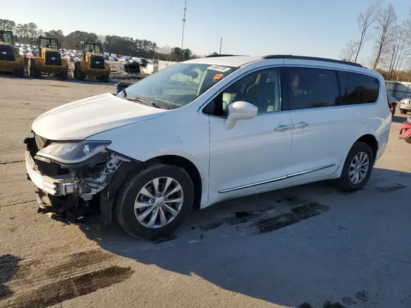 2C4RC1BG1HR688719 2017 CHRYSLER PACIFICA - Image 1