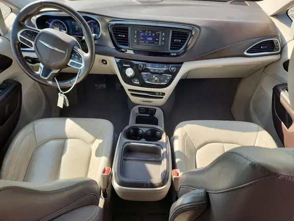 2C4RC1BG1HR691605 2017 CHRYSLER PACIFICA - Image 8