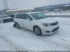 2C4RC1BG1HR691992 2017 CHRYSLER PACIFICA