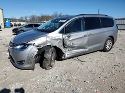 2C4RC1BG1HR703283 2017 CHRYSLER PACIFICA