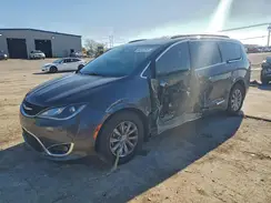 2C4RC1BG1HR720634 2017 CHRYSLER PACIFICA