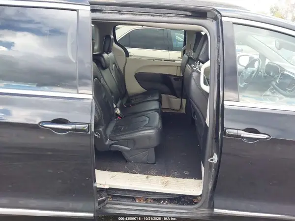 2C4RC1BG1HR730306 2017 CHRYSLER PACIFICA - Image 8