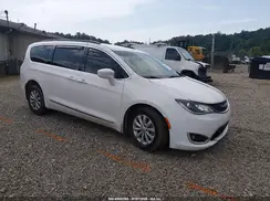 2C4RC1BG1HR733724 2017 CHRYSLER PACIFICA