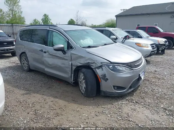 2C4RC1BG1HR753052 2017 CHRYSLER PACIFICA - Image 1