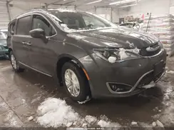 2C4RC1BG1HR757974 2017 CHRYSLER PACIFICA
