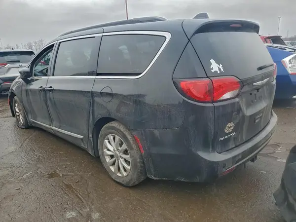 2C4RC1BG1HR771793 2017 CHRYSLER PACIFICA - Image 2