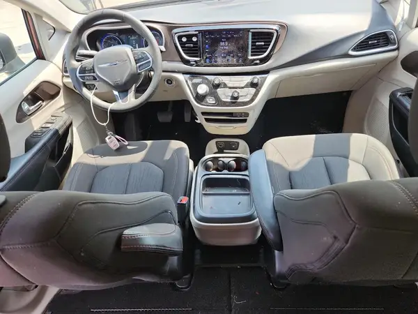 2C4RC1BG1HR777318 2017 CHRYSLER PACIFICA - Image 8