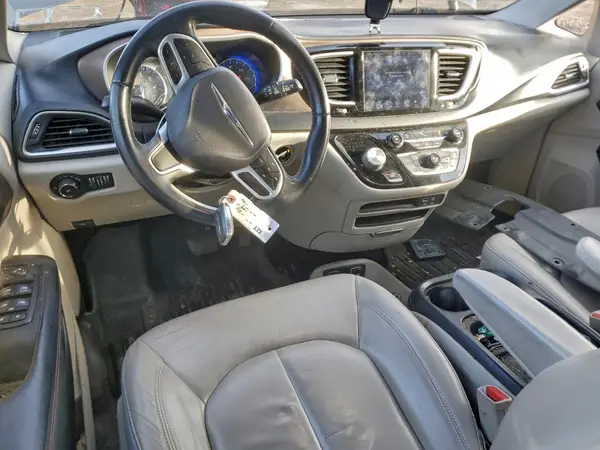 2C4RC1BG1HR785547 2017 CHRYSLER PACIFICA - Image 8