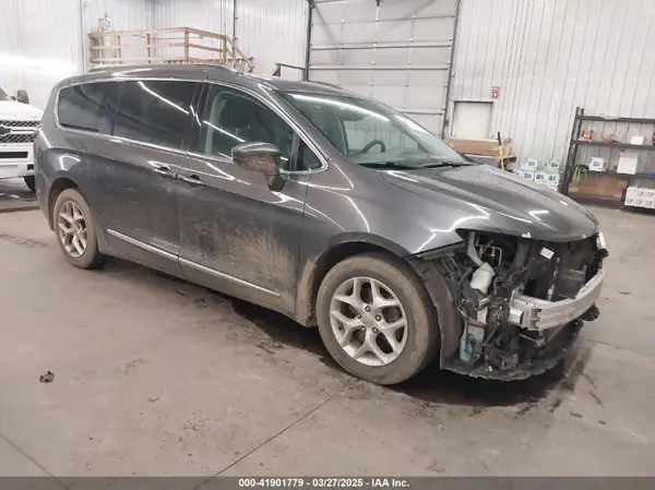 2C4RC1BG1HR794961 2017 CHRYSLER PACIFICA - Image 1