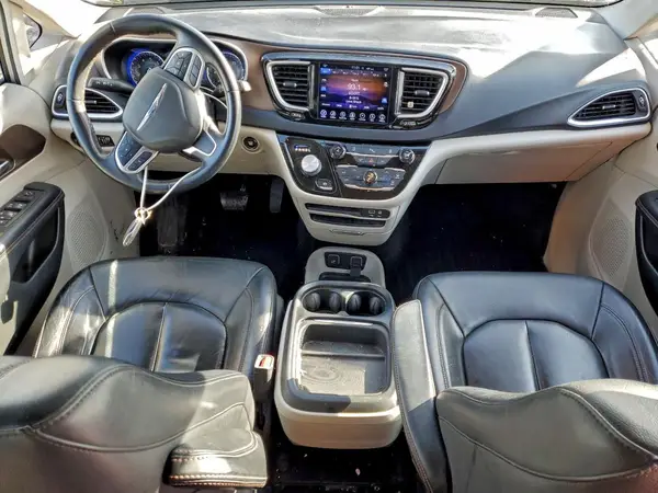 2C4RC1BG1HR795270 2017 CHRYSLER PACIFICA - Image 8