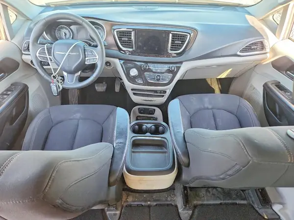 2C4RC1BG1HR795950 2017 CHRYSLER PACIFICA - Image 8